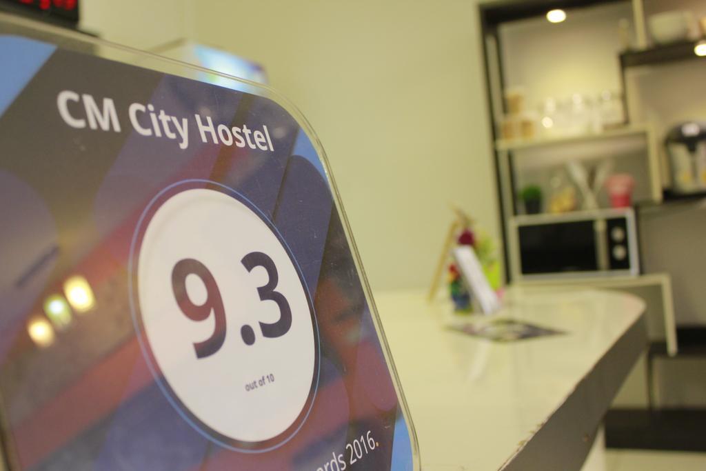 Cm City Hostel Chiang Mai Exteriör bild