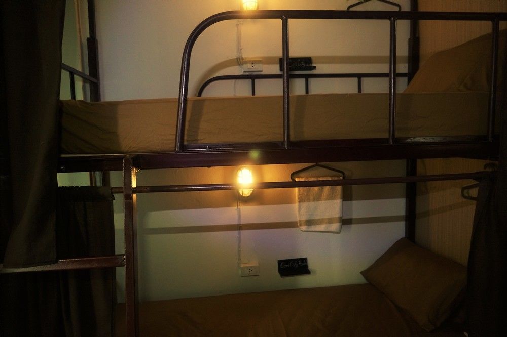 Cm City Hostel Chiang Mai Exteriör bild
